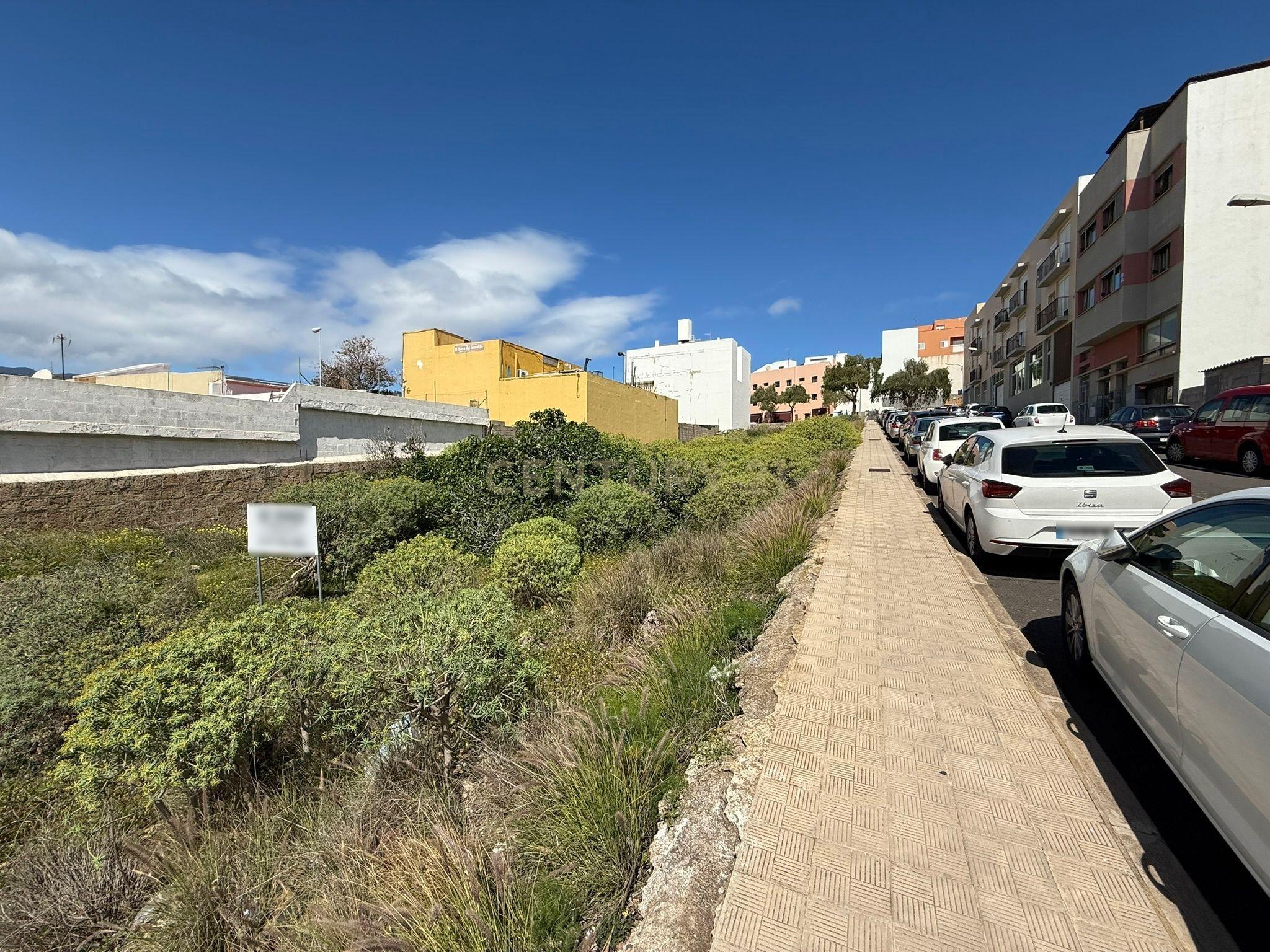 Terreno urbano em El Sobradillo – 550 m² para construir em grande - Image 5