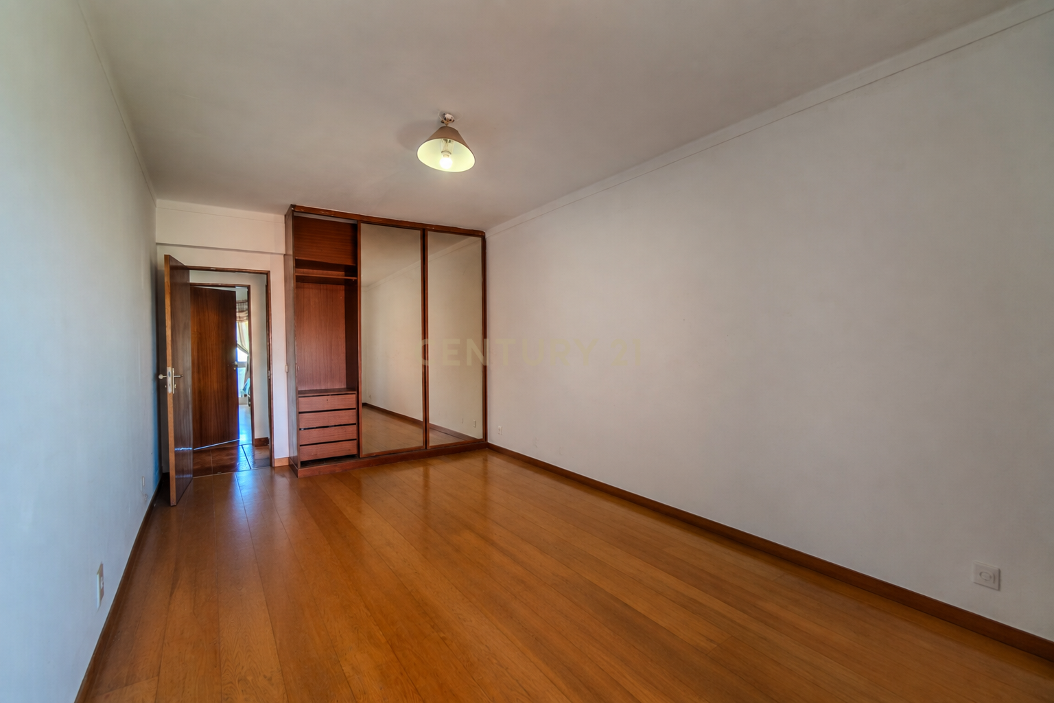 Fotografia 6 de Apartamento T2 no centro de Arruda dos Vinhos