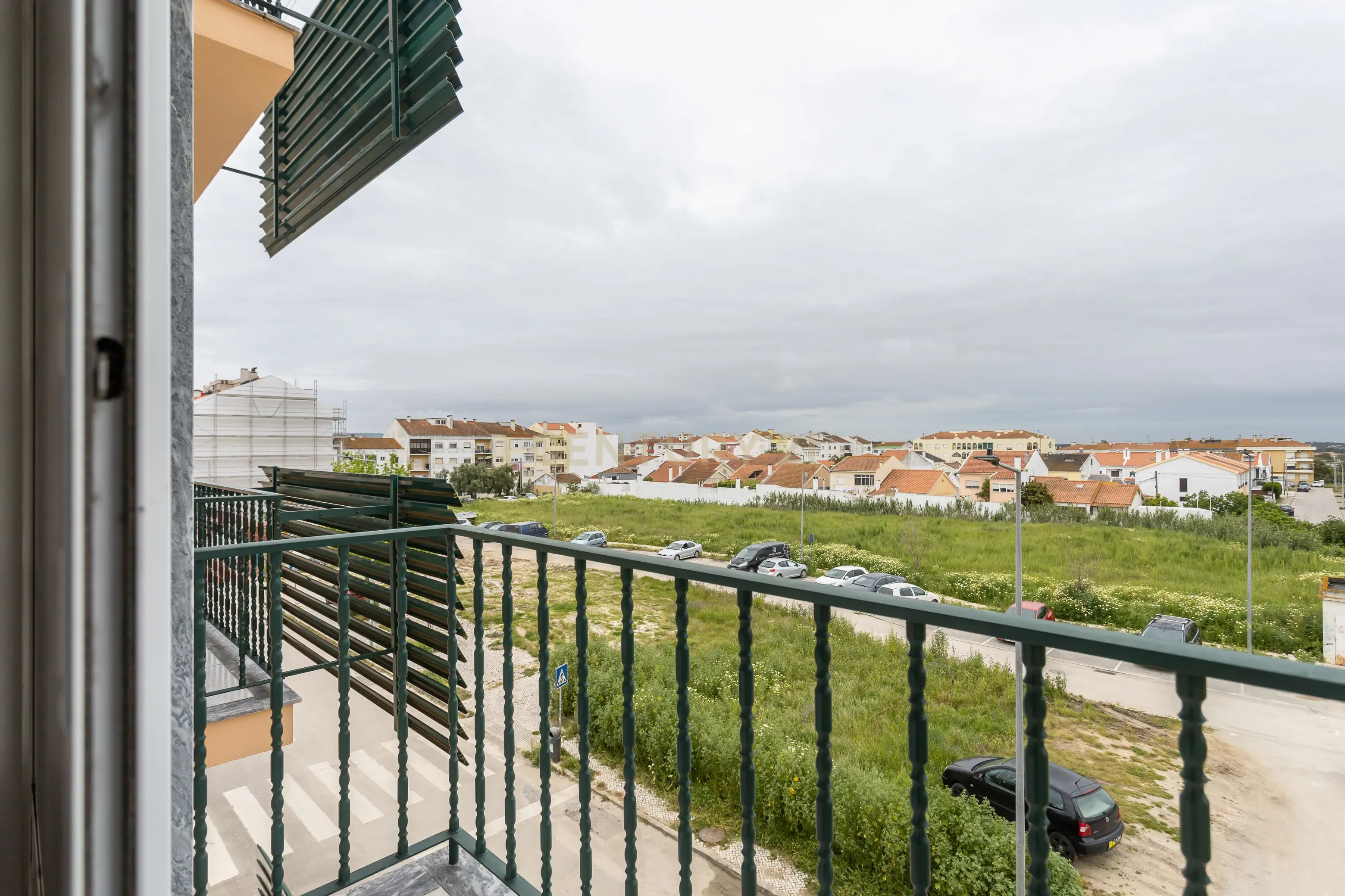 Apartamento T3 com Garagem e Boa Exposição Solar - Pinhal Novo - Image 13