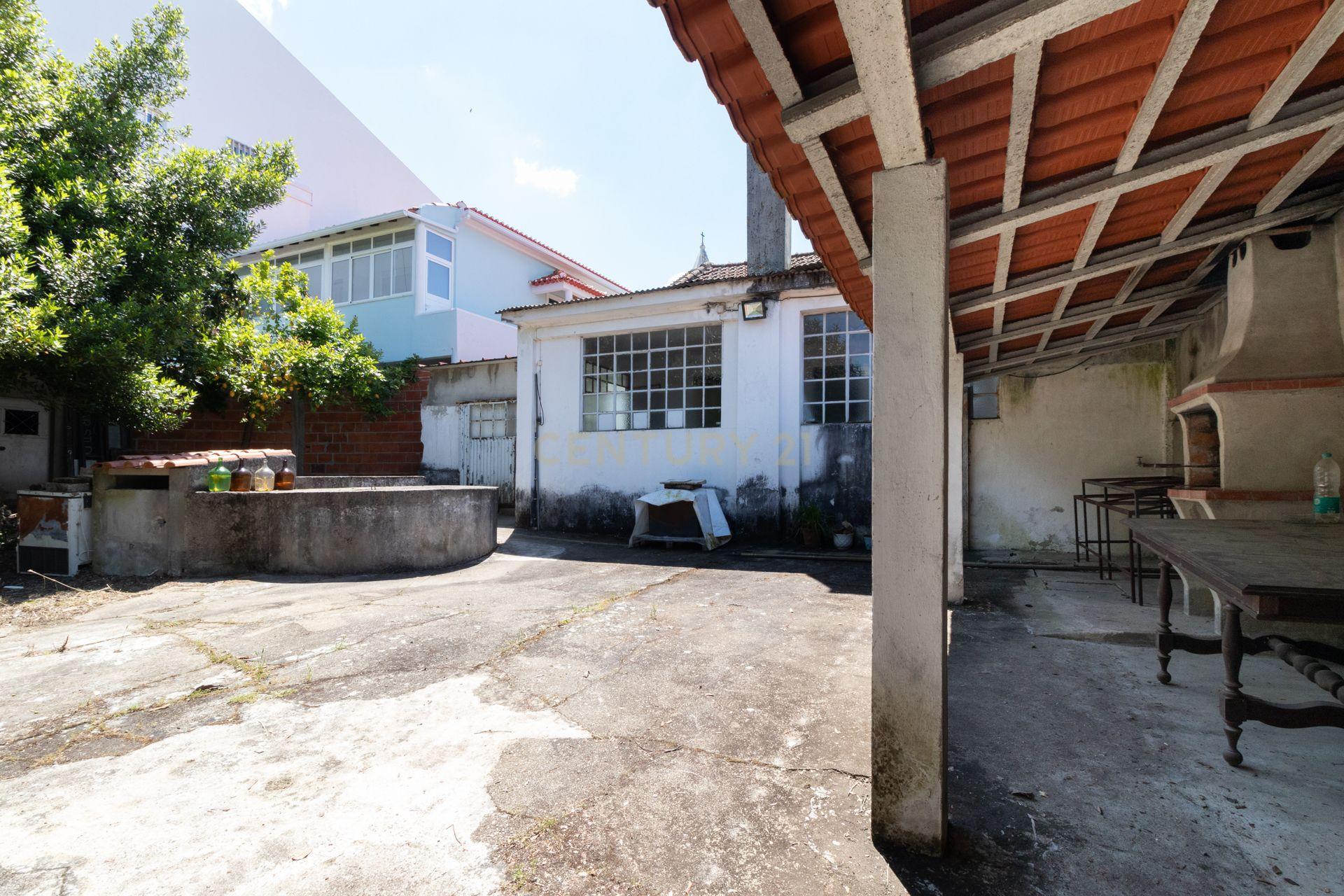 Moradia T3 com Jardim e Garagem em Santarém, Abrantes - Em Sistema de propostas Múltiplas - Image 50