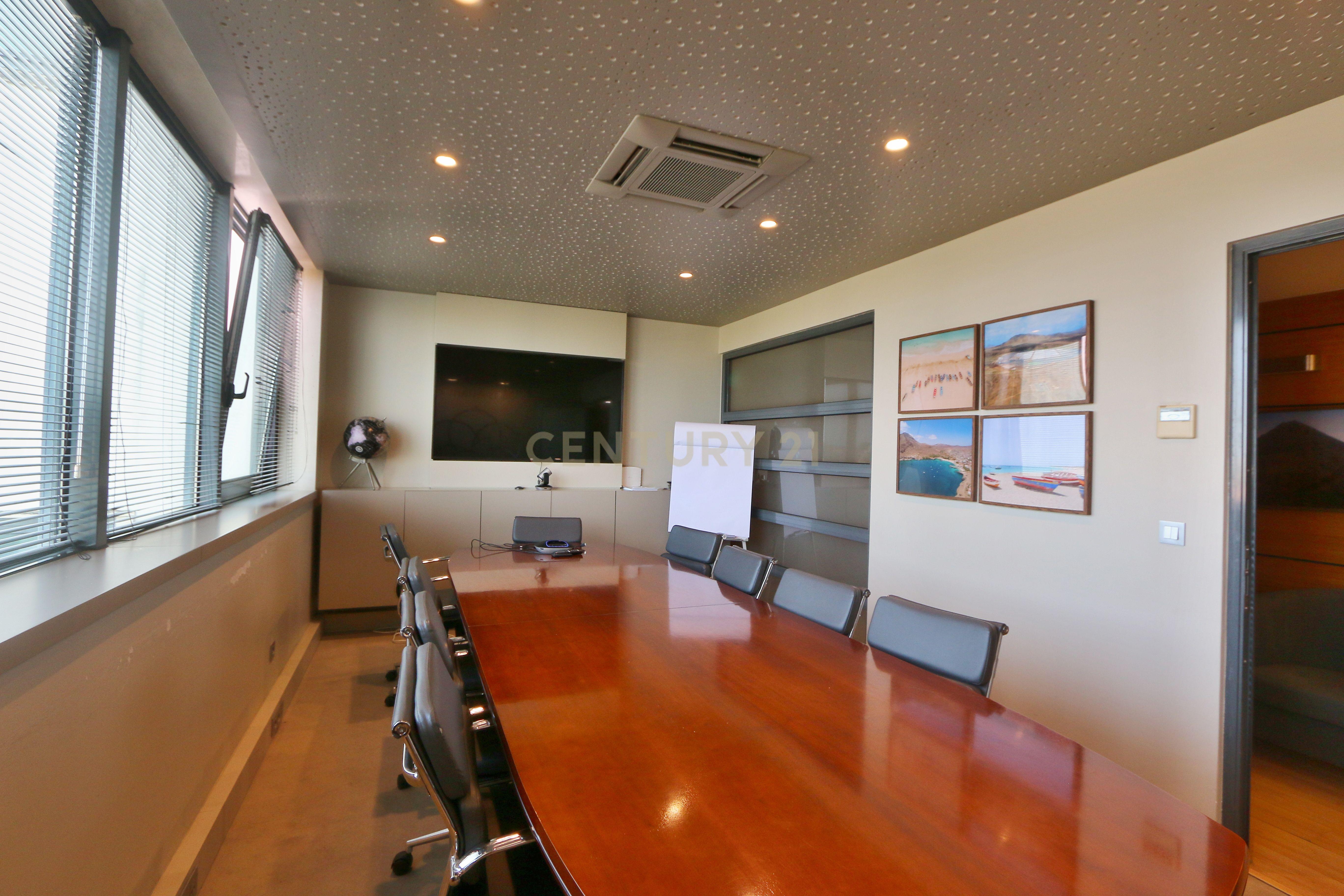 Escritório de 276 m² no Centro Empresarial de Telheiras – Lisboa - Image 6