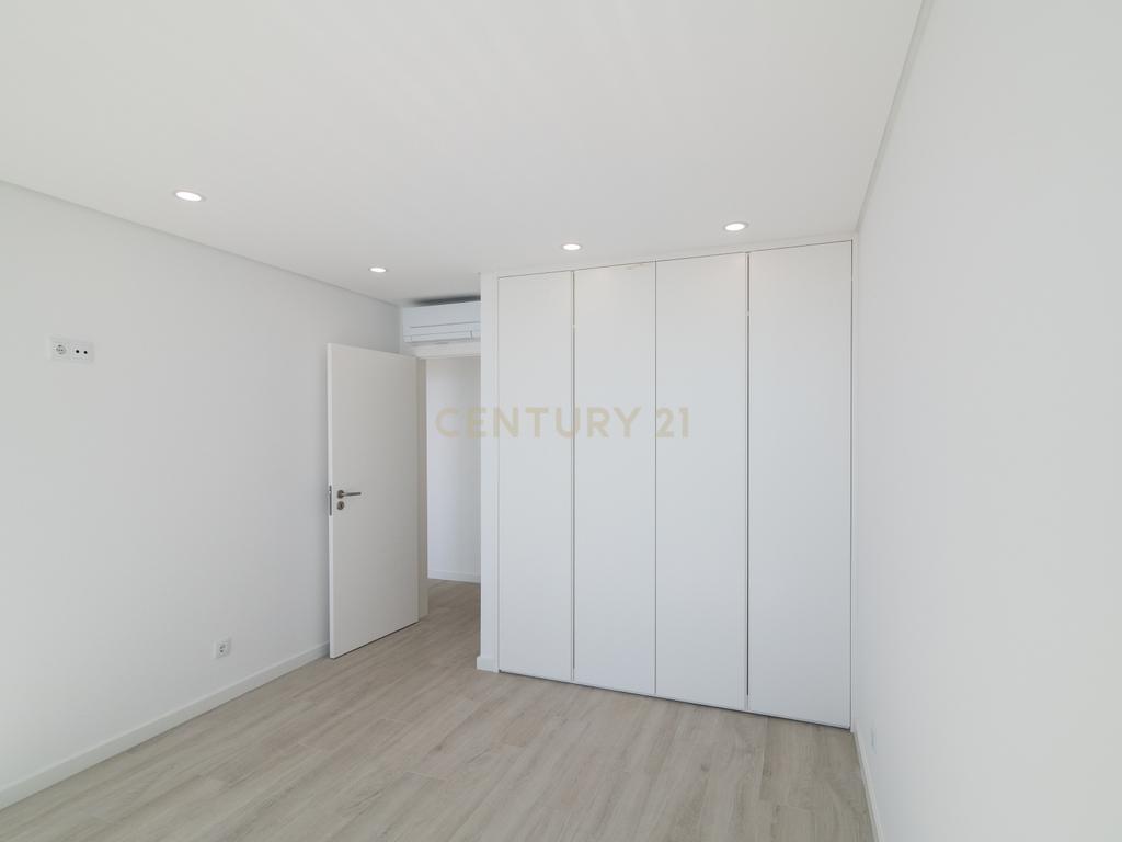 Condomínio Villas d’Ouro – Exclusividade e Conforto no Coração de Sesimbra - Image 53