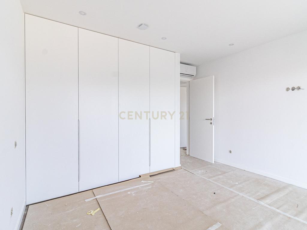 Apartamento T0 – Fração H em Viana do Castelo Roy Rock Saint Sebastian Place New - Image 10