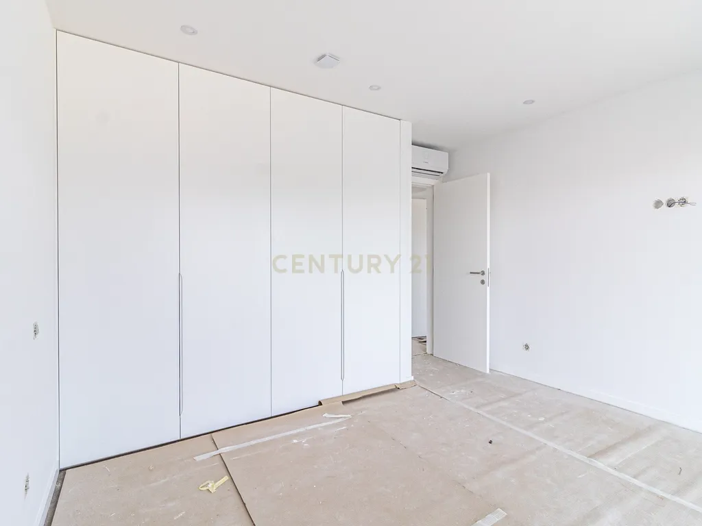 Apartamento T0 – Fração H em Viana do Castelo Roy Rock Saint Sebastian Place New - Image 10