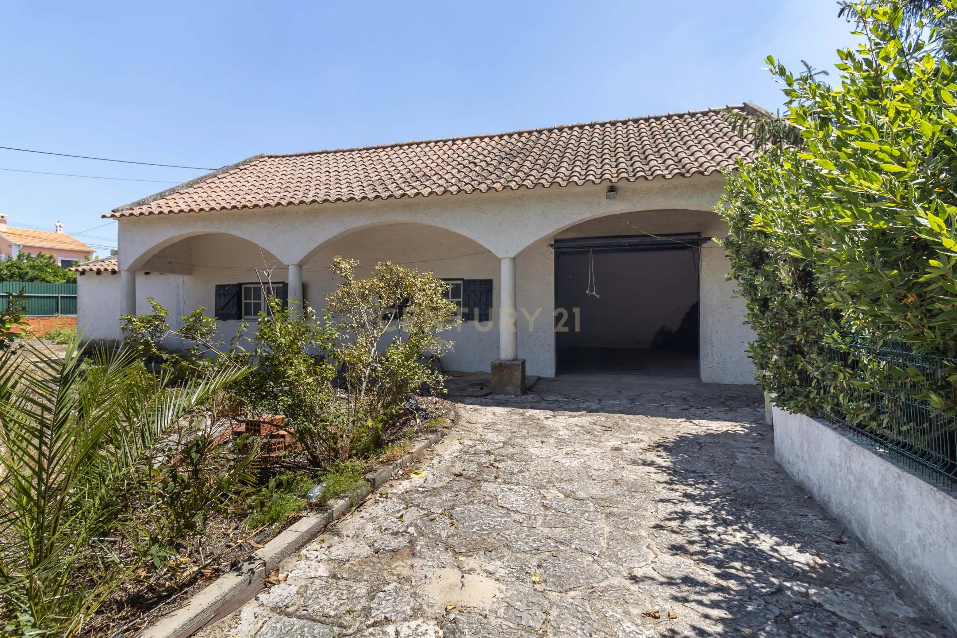 Moradia isolada em terreno de 2.345m2 - Image 85
