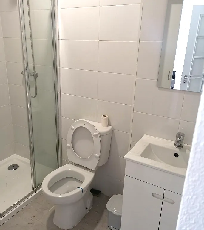 Prédio à rua D. Afonso Henriques (Giesta) - Image 18