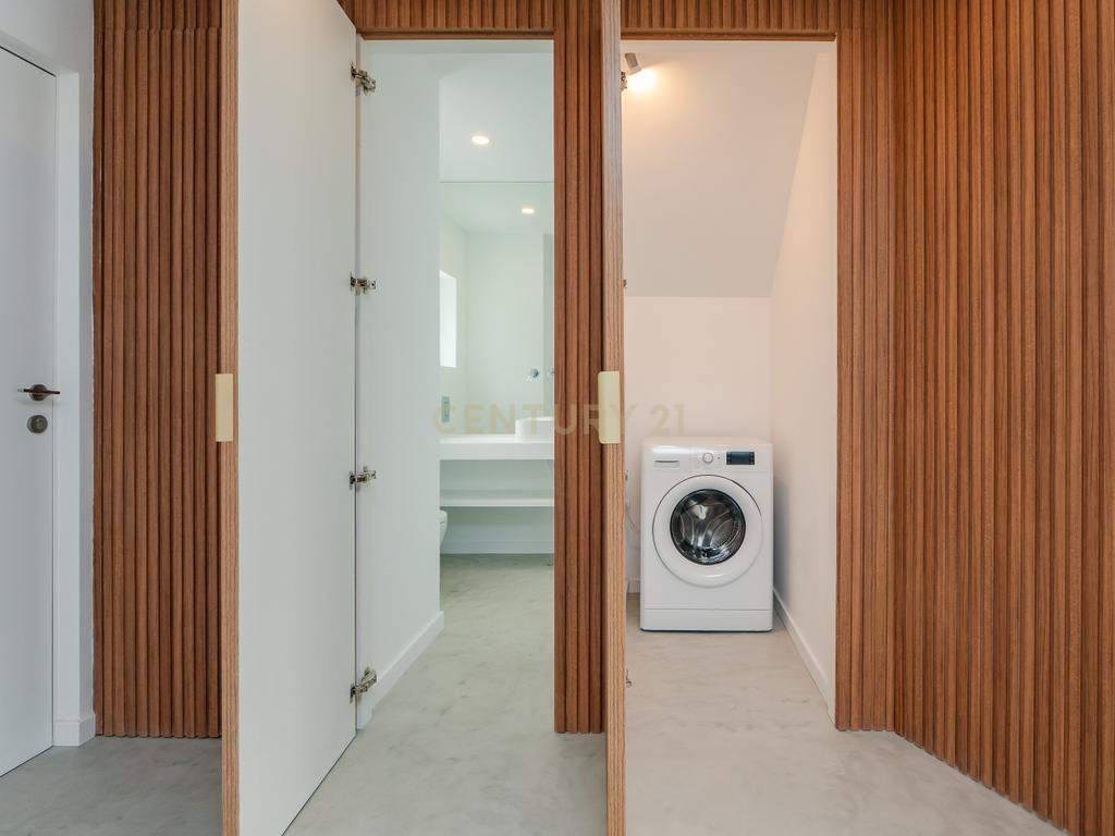 Moradia T3 em Madorna, São Domingos de Rana - Image 33