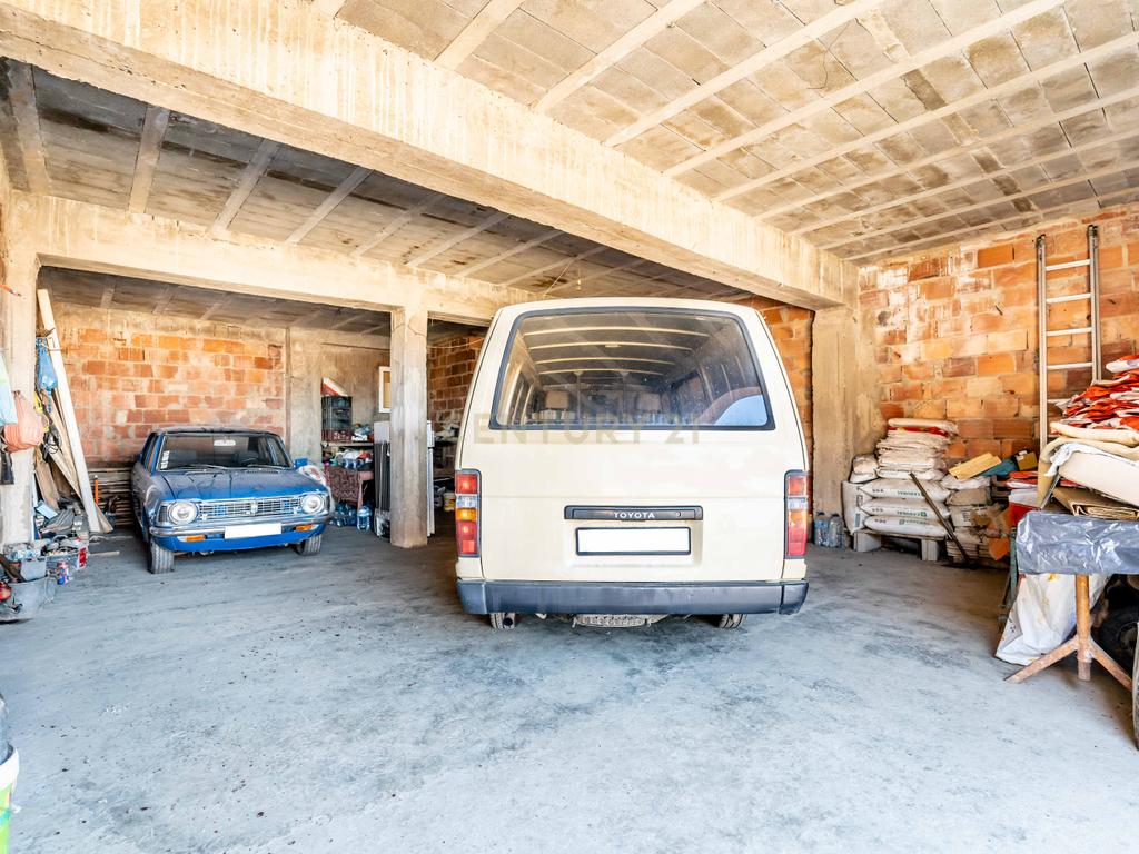 Moradia T3 + 2 Armazéns - Image 20
