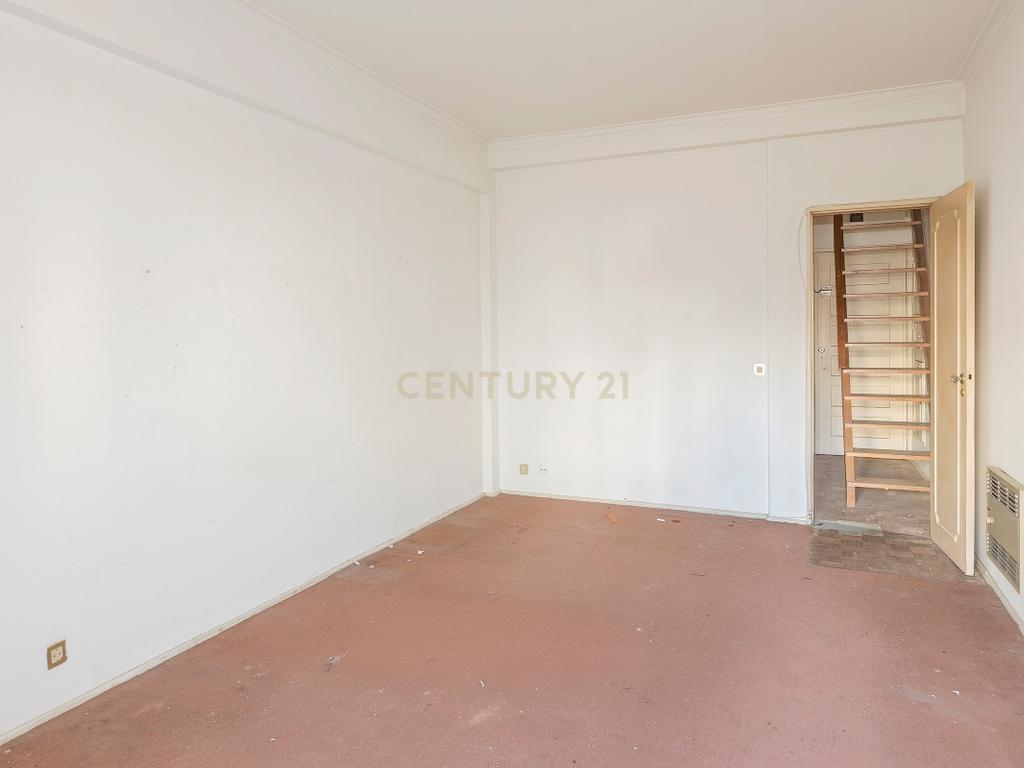 Apartamento T6 | Último Andar | 226m² | Quinta das Palmeiras, Oeiras - Image 29
