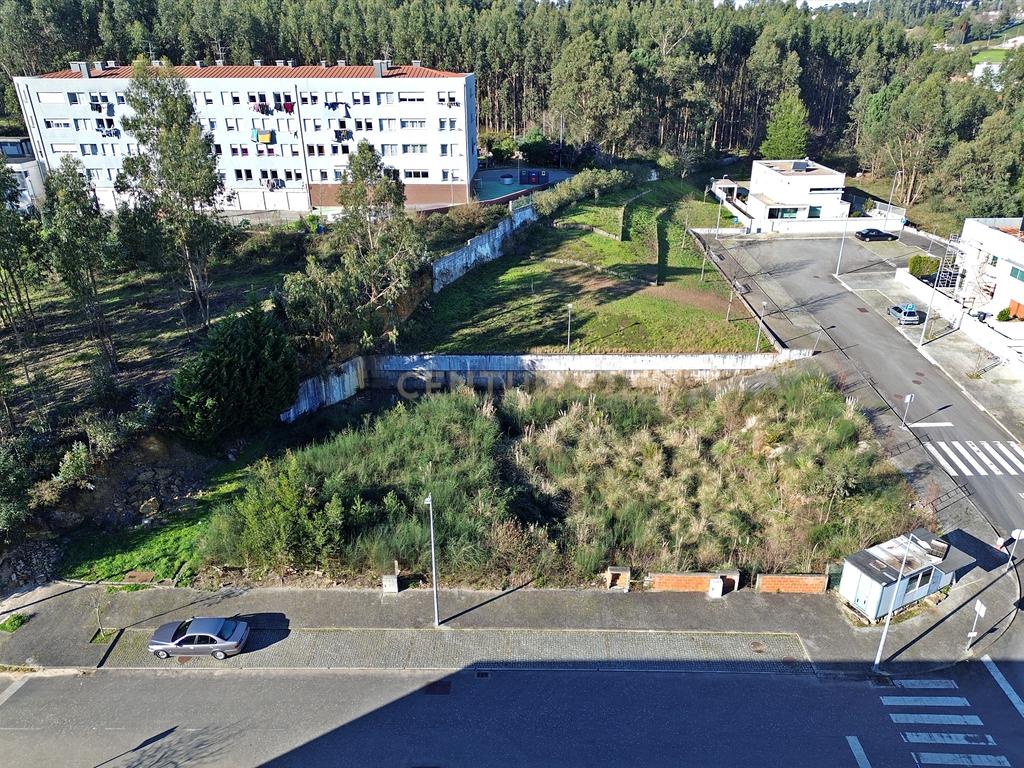 Terreno para construção moradia Bi-Familiar de 4 Pisos - (Alfena) Valongo Lote 22 - Image 3