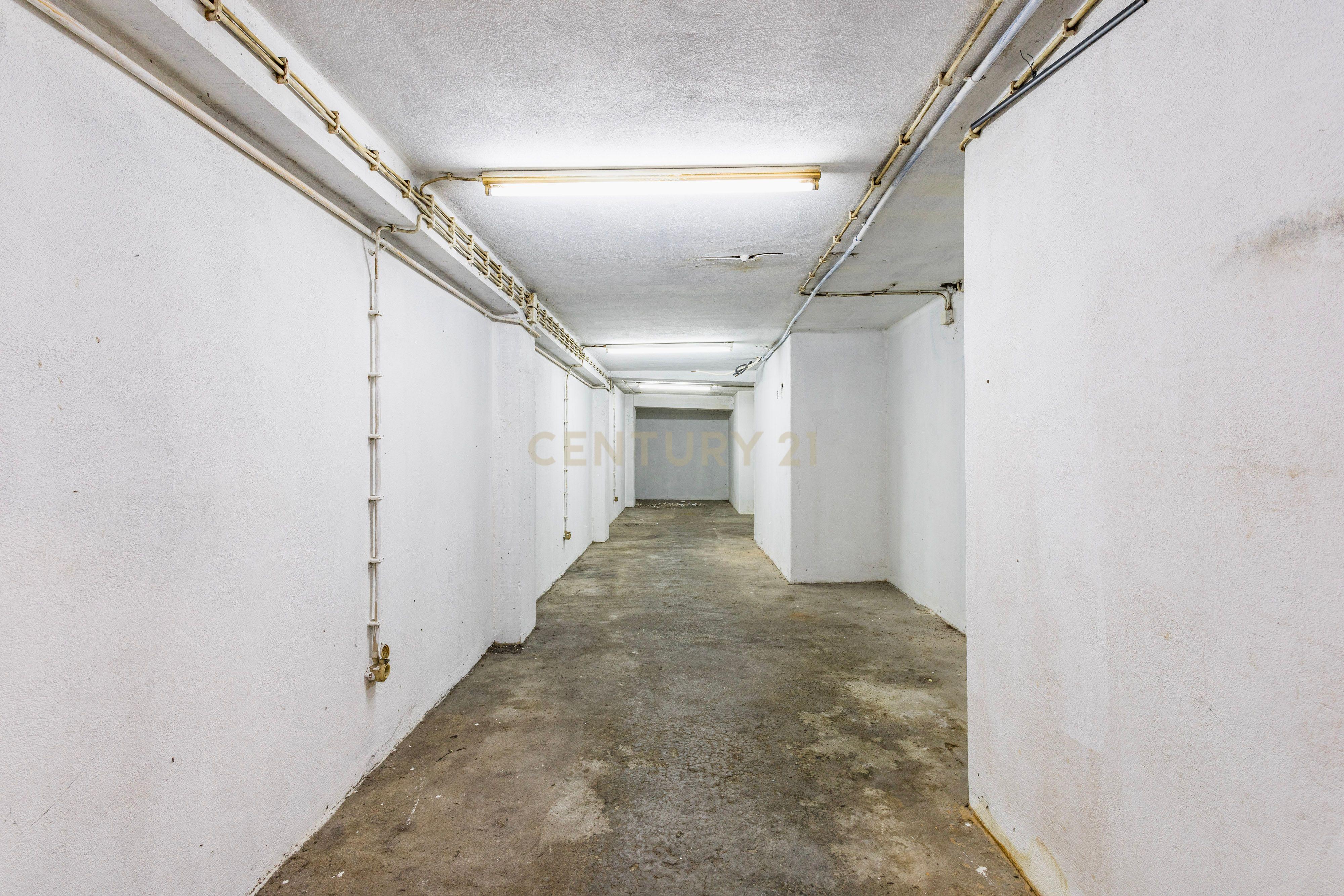 LOJA AVENIDA MARQUÊS DE POMBAL / LEIRIA - Image 24