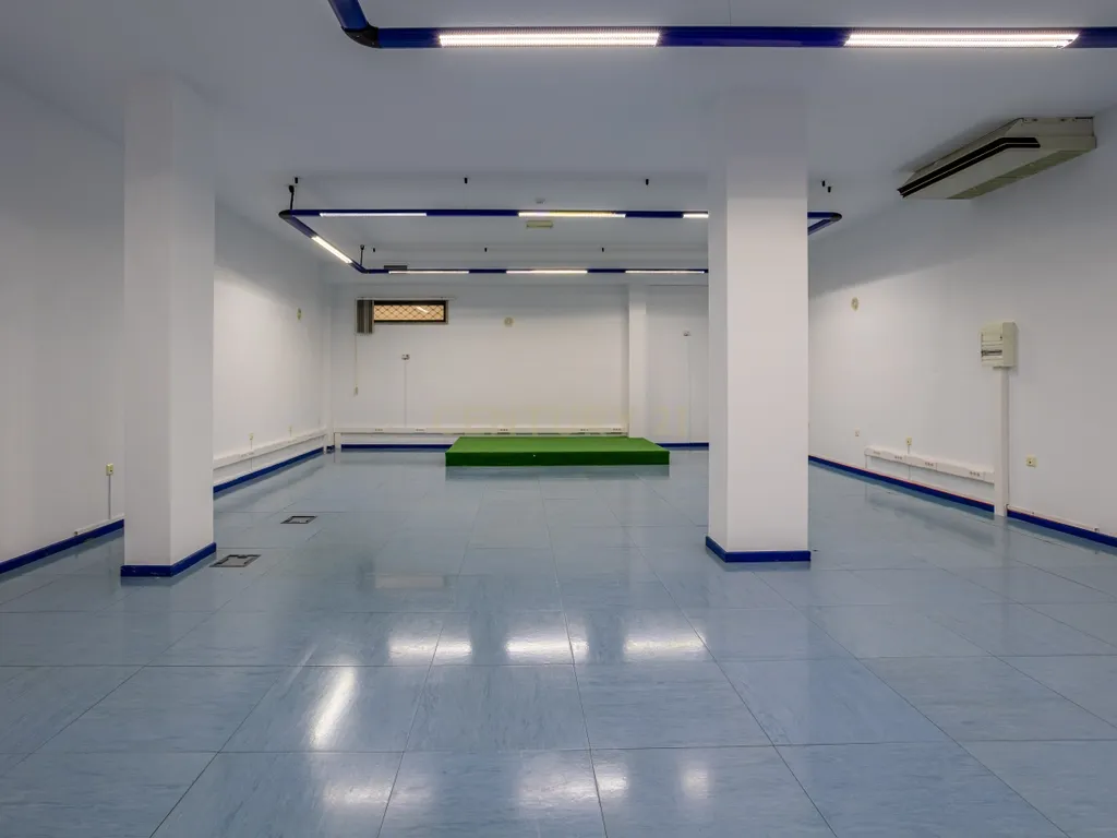 Edifício Comercial em Carnaxide - 5 Pisos - Image 60