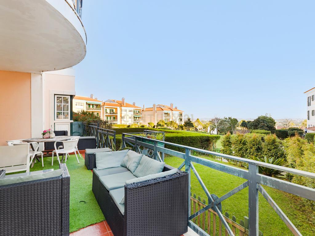 Fantástico apartamento T2 com jardim privativo na Quinta da Beloura com vista mar - Image 25