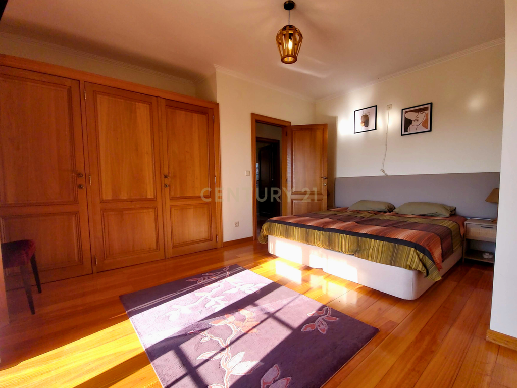 Propriedade com moradia T3 e piscina, Macieira de Cambra - Image 19