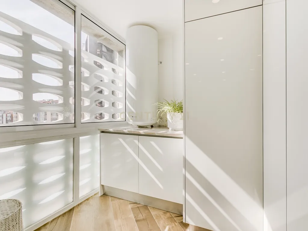 Apartamento T4 com 3 Suites, em zona Prime de Algés - Image 17