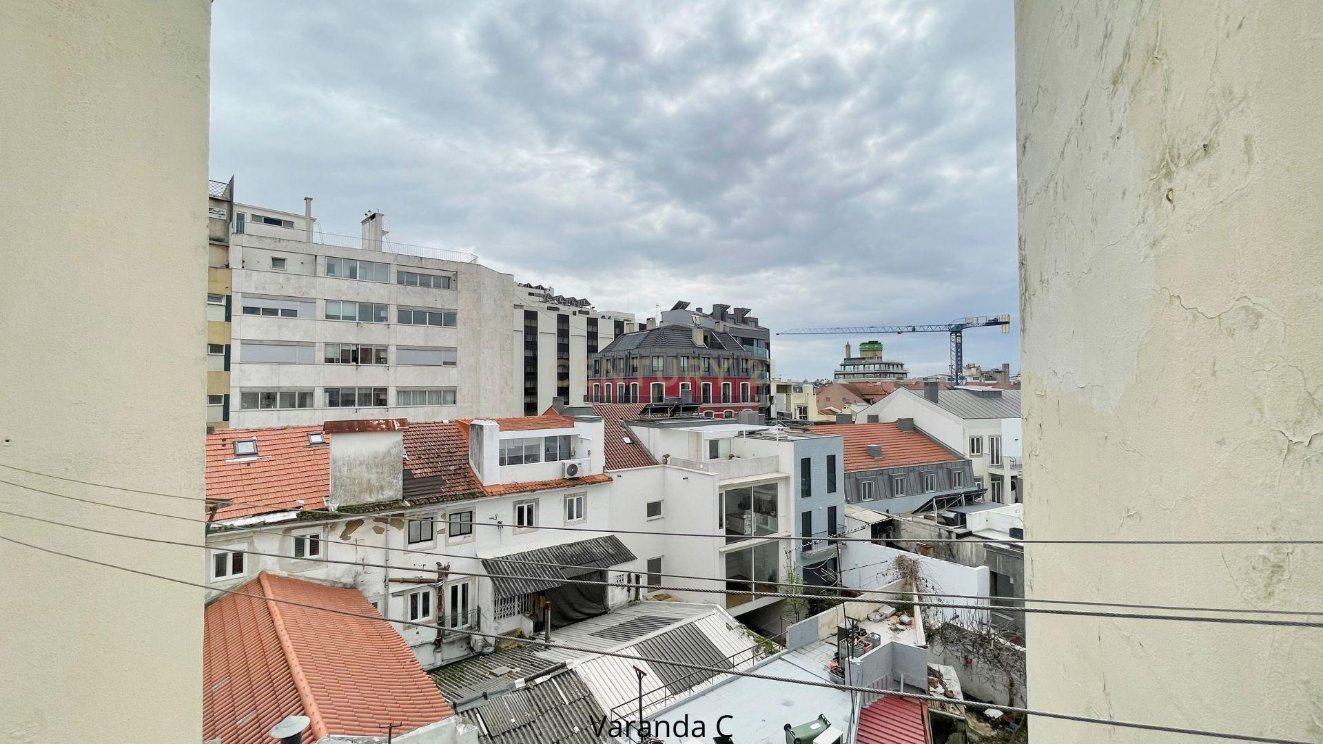 APARTAMENTO T4, Picoas Situado entre o Saldanha e o Marquês Pombal - Image 21
