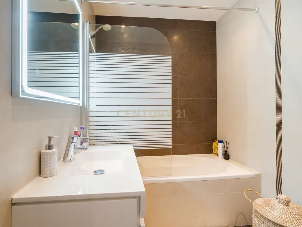 Casa Moderna em Alcantarilha, Silves - Perto de Golfe - Image 25