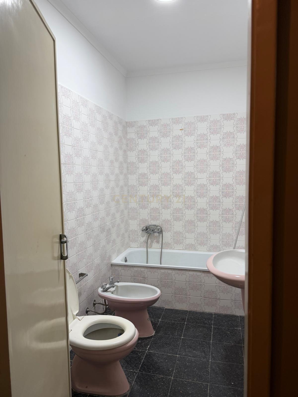 Fotografia 10 de Apartamento de 3 assoalhadas no centro da cidade - Montijo