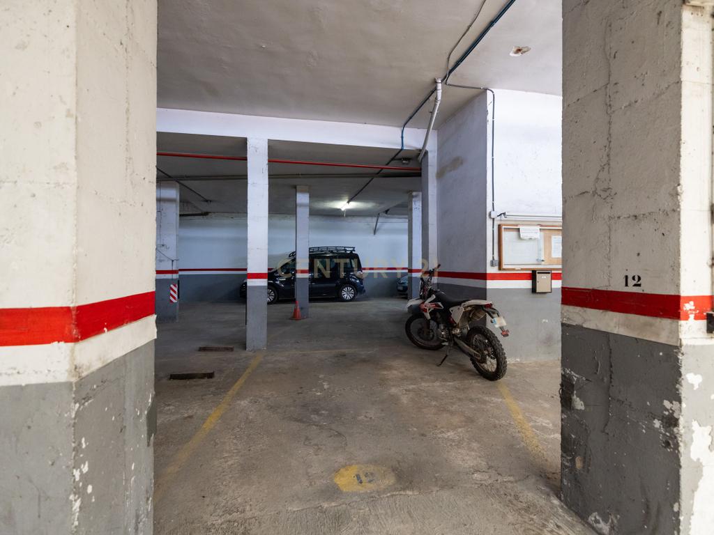 Ático com terraço espetacular e lugar de estacionamento - Image 23