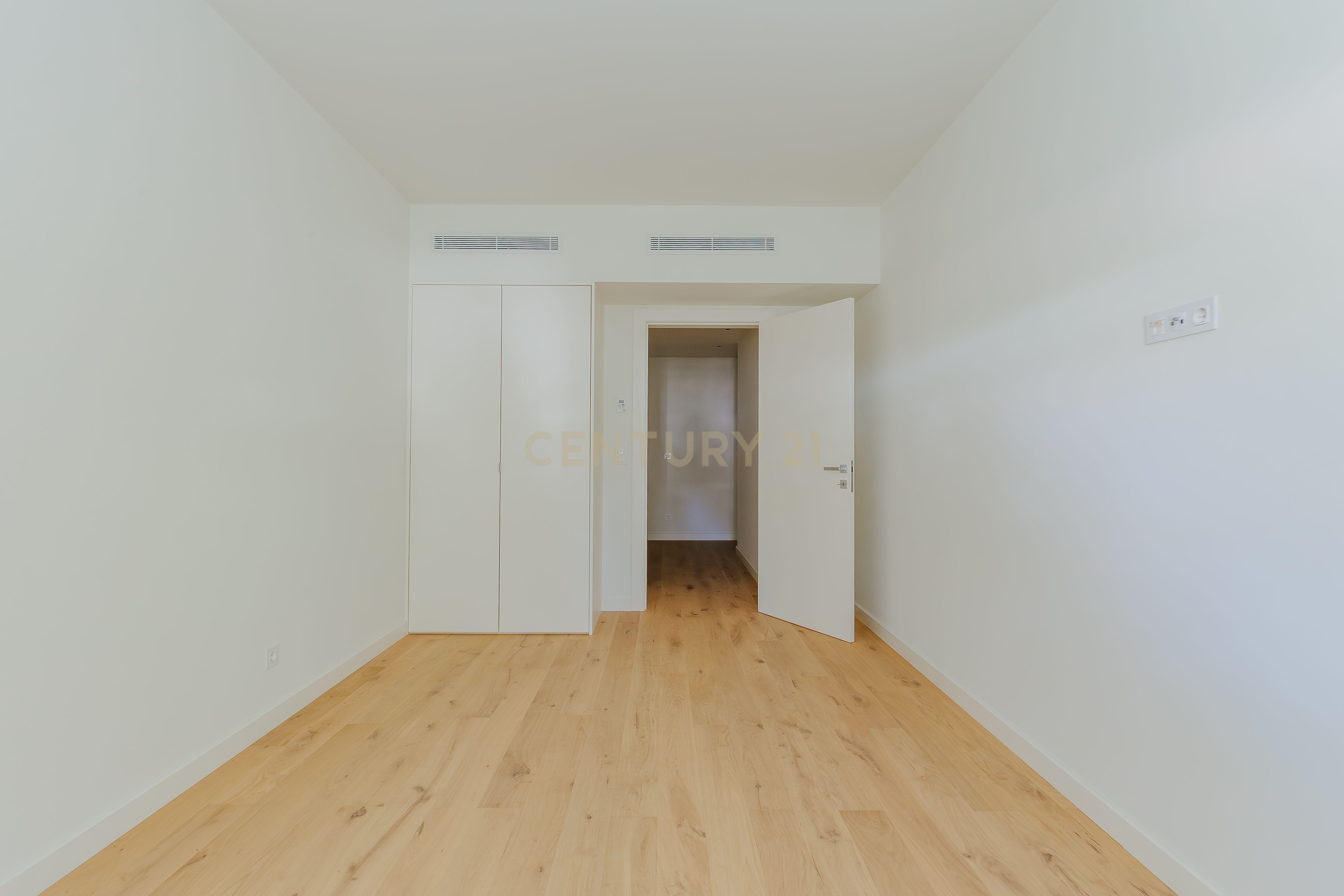 Fotografia 9 de Apartamento T2 Novo a estrear em Areeiro