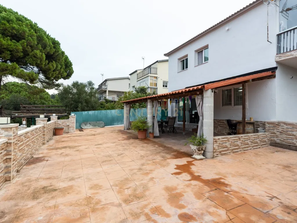Casa independent amb piscina i amplis espais a Cal Artigues, Lliçà d’Amunt - Image 55
