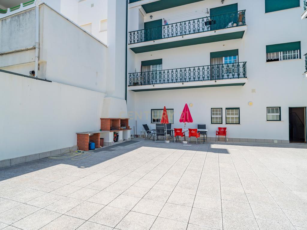 MAGNÍFICO APARTAMENTO T2 A POUCOS PASSOS DO MAR – PRAIA DA VIEIRA - Image 15