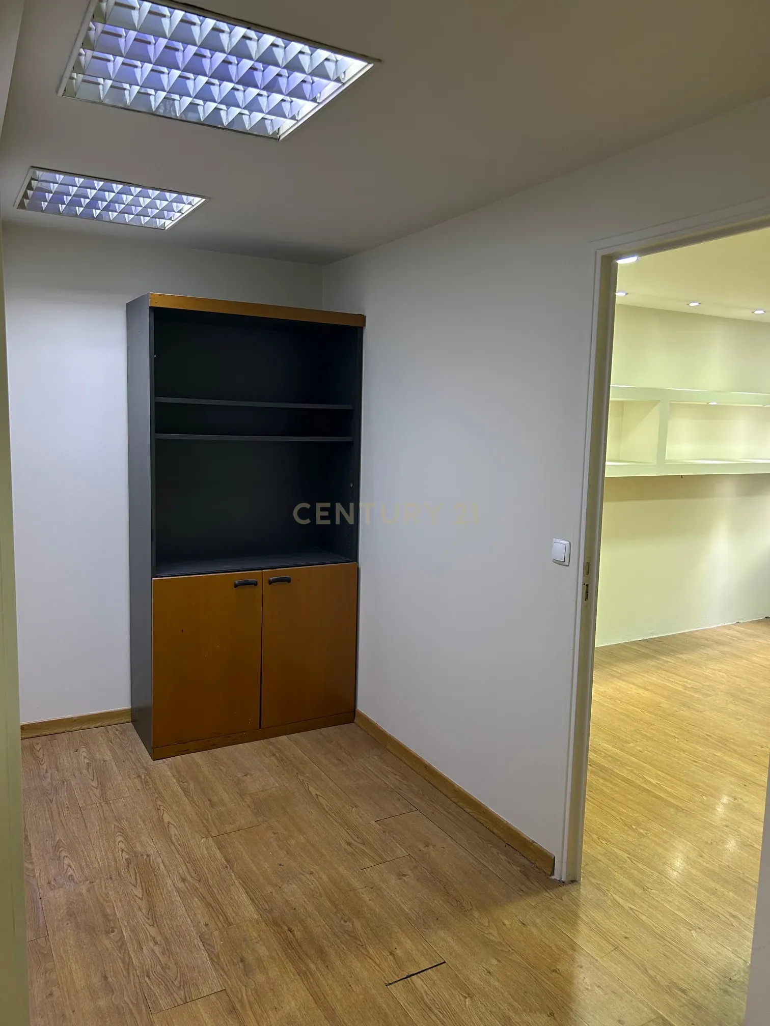 Escritório para Arrendamento na Baixa de Lisboa – Pronto a utilizar - Image 15