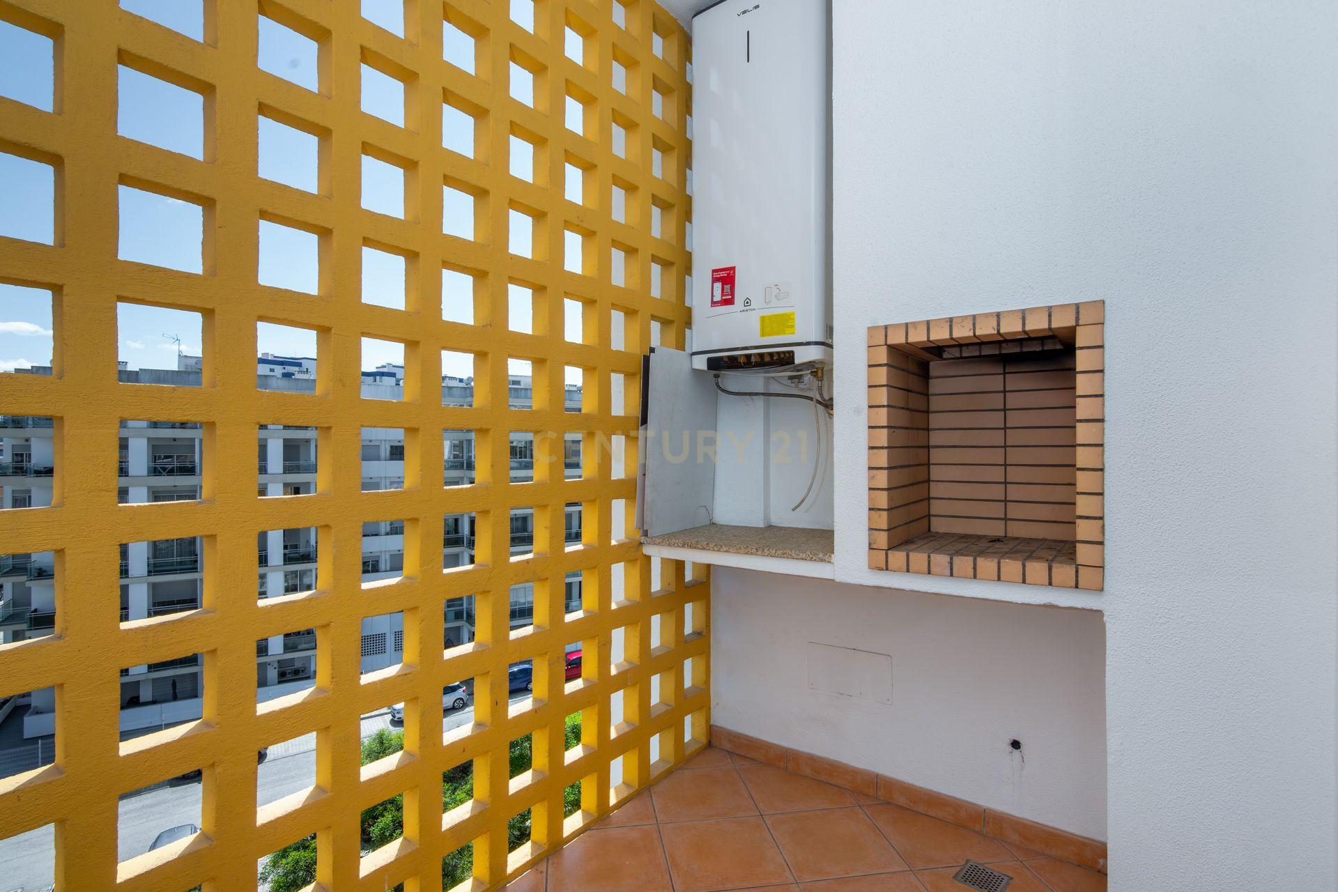 Apartamento T2 com Piscina em Portimão - 270.000€ - Image 26