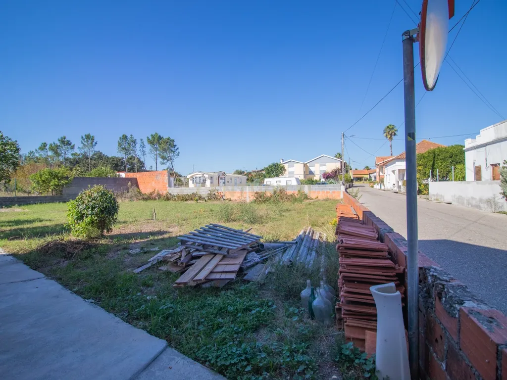 Moradia para renovar com 605 m2 de terreno em Santana, Figueira da Foz. - Image 19