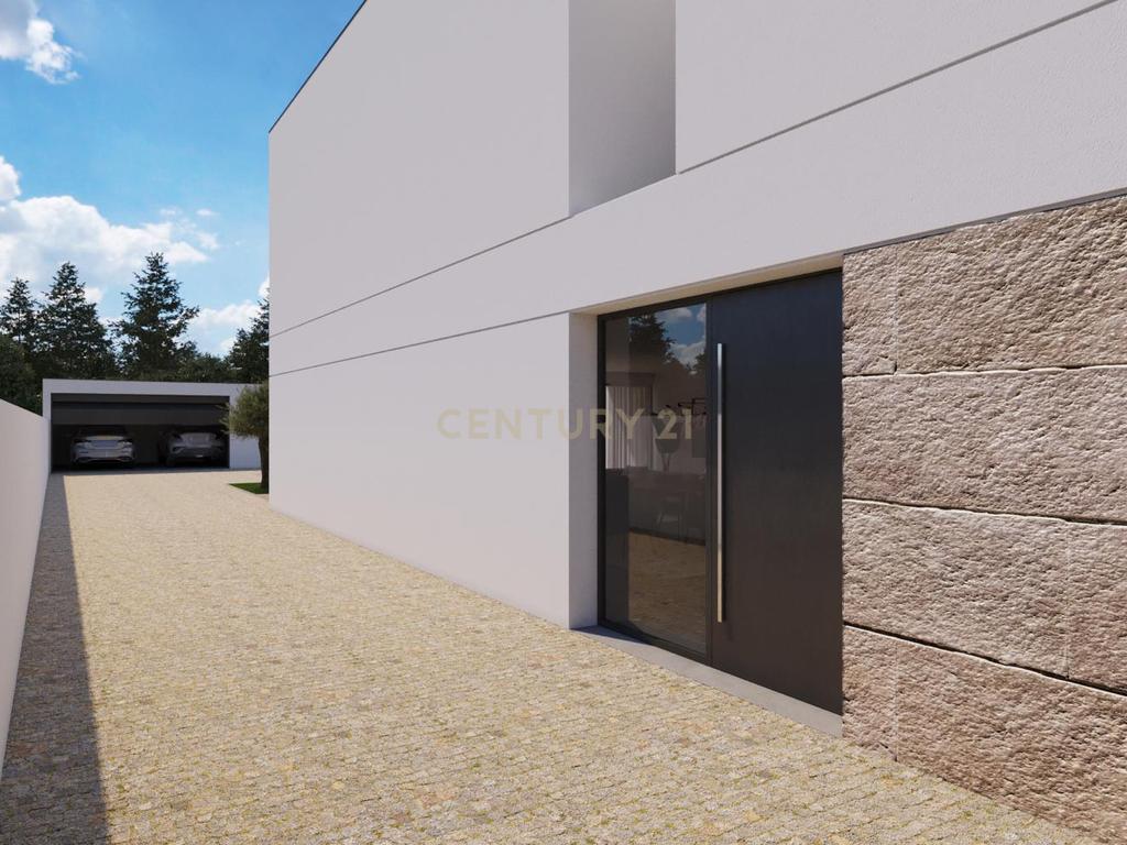 Luxuosa Moradia T3 em Vila Nova de Gaia com Piscina e Jardim - Image 27