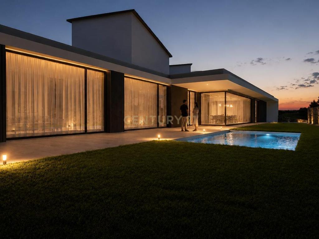 Moradia com projeto aprovado com piscina e garagem - Image 4