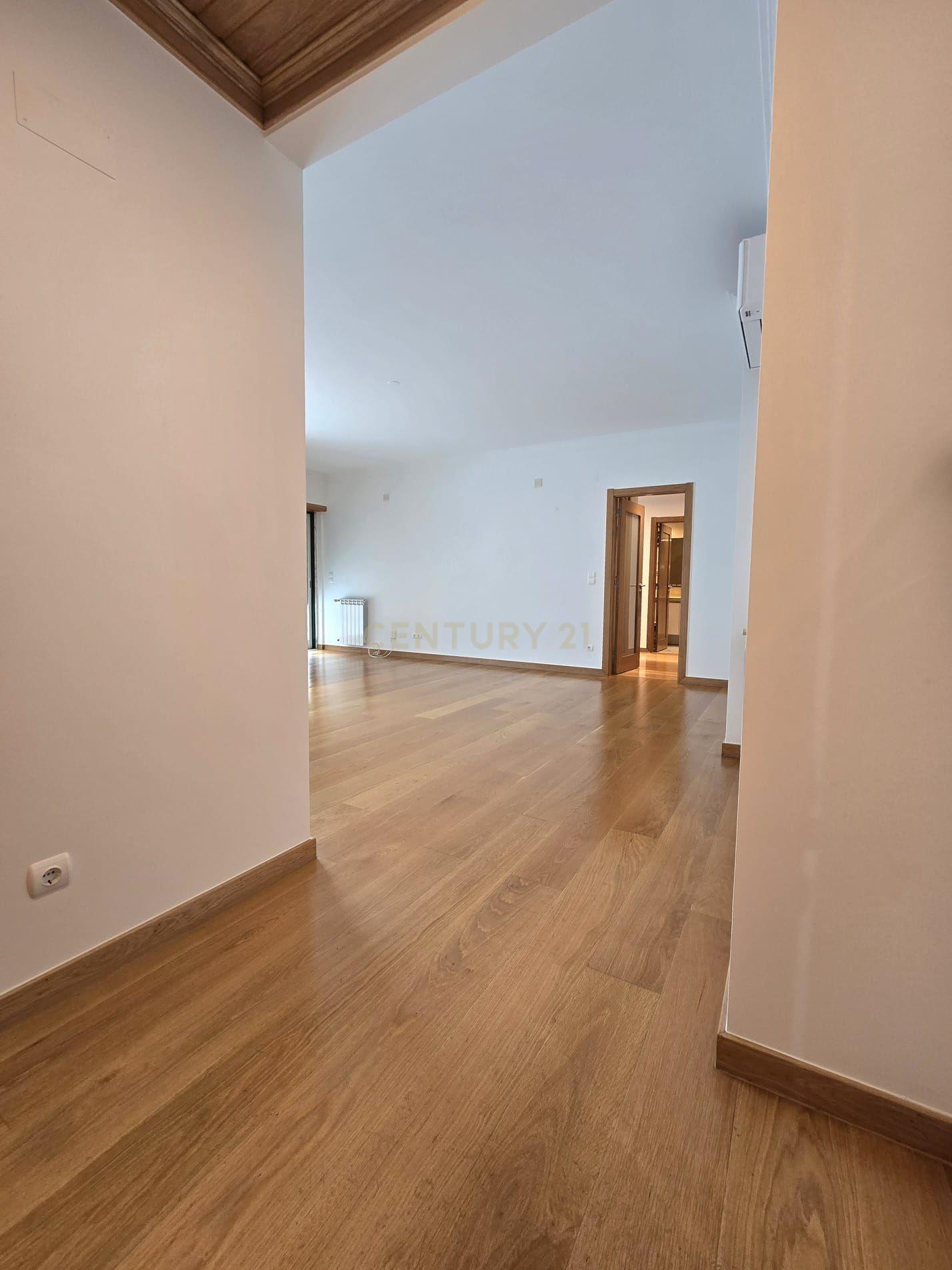 Imóvel em Telheiras – Arrendado com Contrato de 3 Anos - Image 2