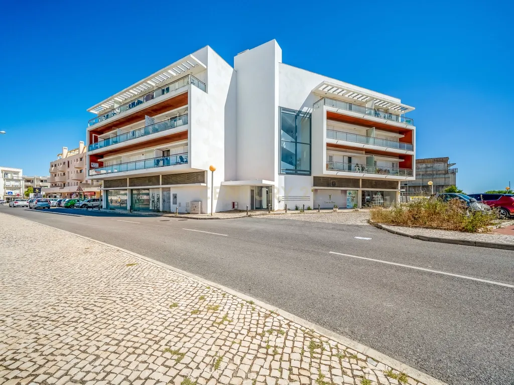 Moderno T1 perto da praia - Image 32