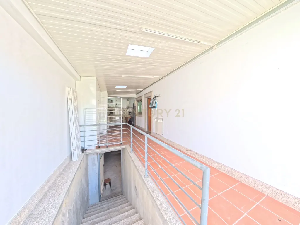 Moradia T4 em Esposende com Jardim e Garagem - Image 27