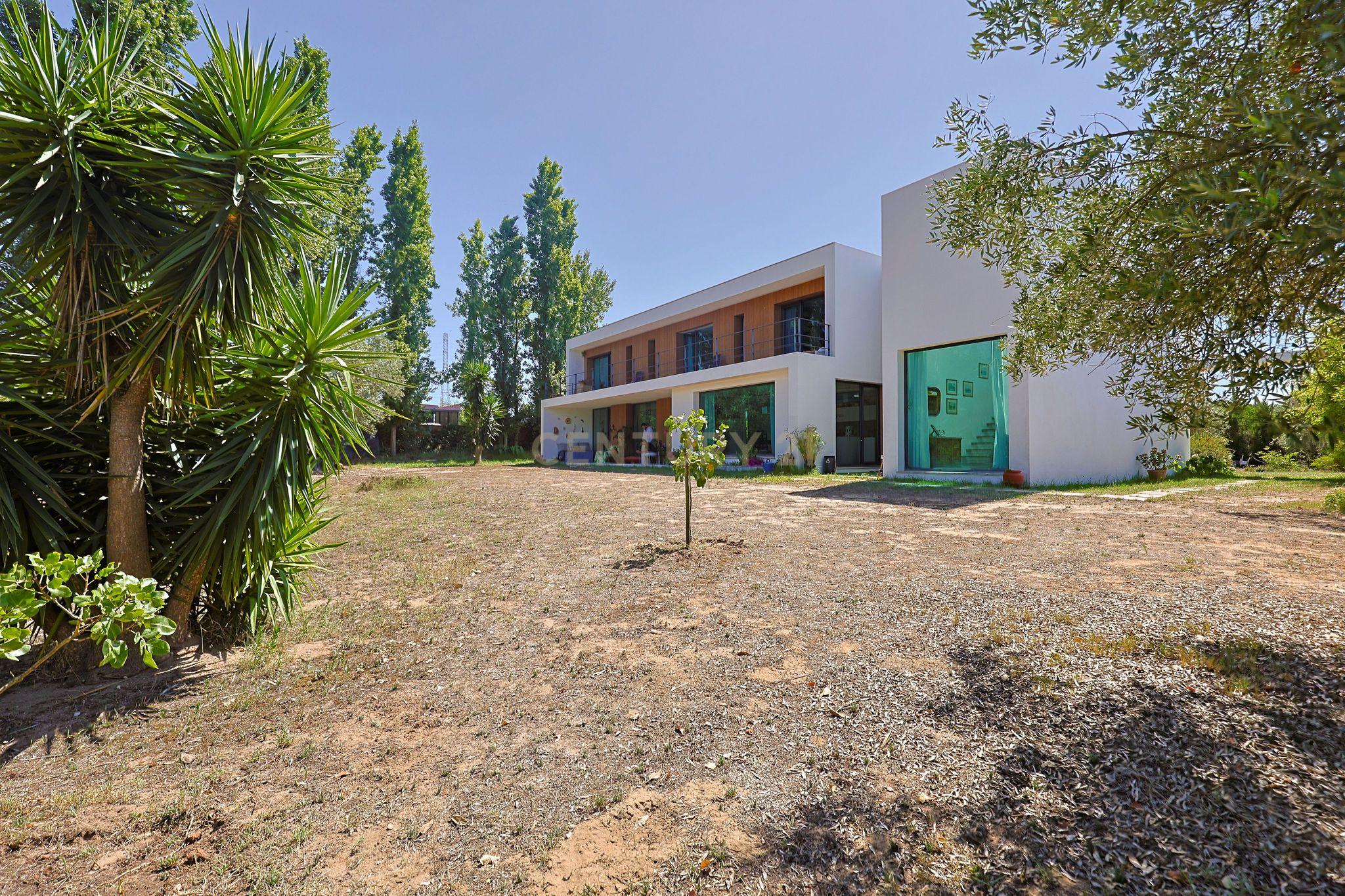 Fotografia 5 de Villa Contemporânea, inserida num lote de 9.500m2 na Quinta do Anjo, Palmela.