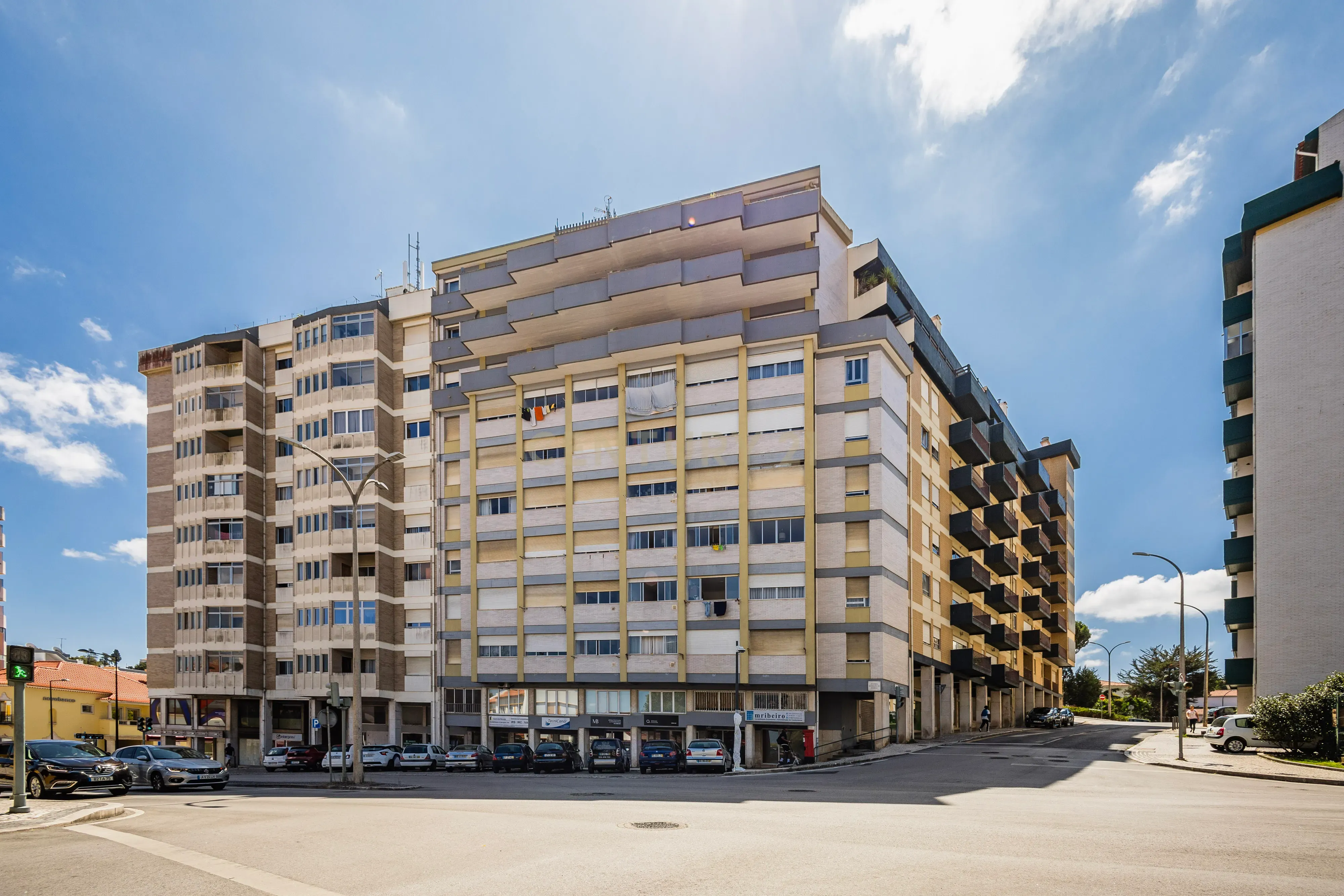 LOJA AVENIDA MARQUÊS DE POMBAL / LEIRIA - Image 1