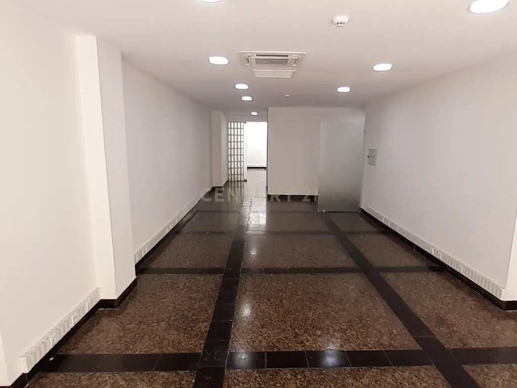 ESCRITÓRIO ou LOJA junto a arroios VENDE - Image 2