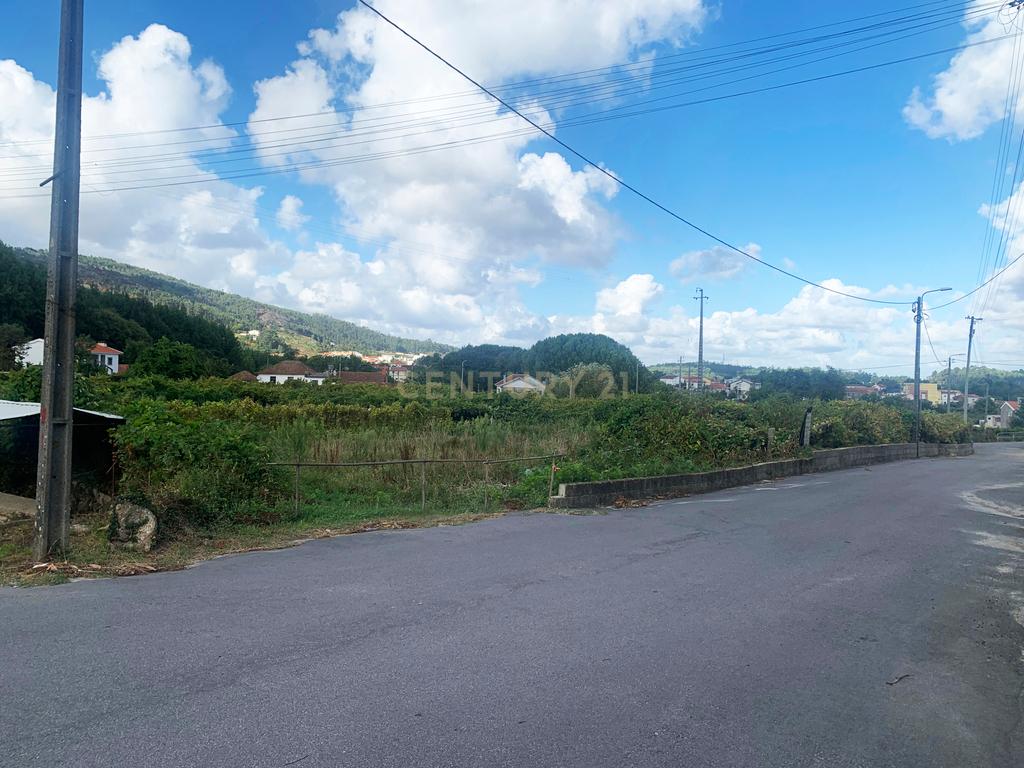 TERRENO PARA CONSTRUÇÃO | BALTAR | PAREDES | 1240,50 m2 - Image 4