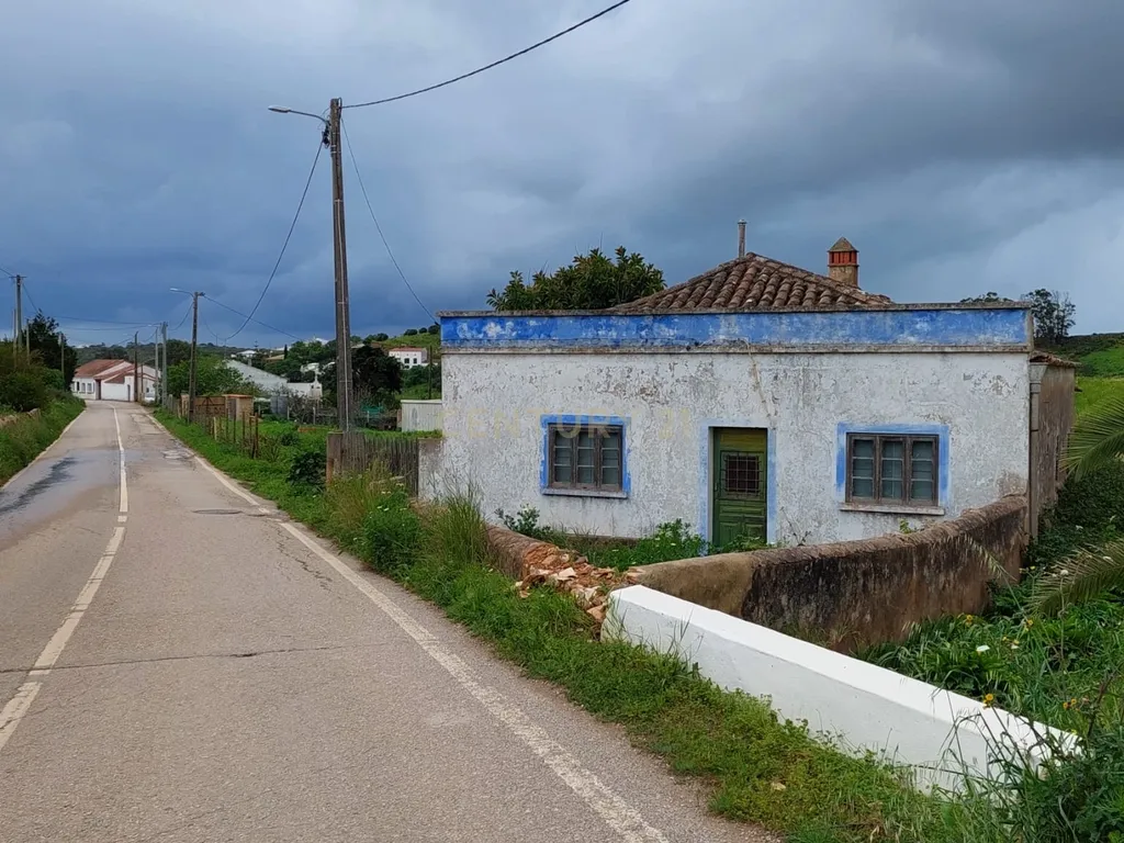 Moradia T4 em Barão de São Miguel, na freguesia de Vila do Bispo, Lagos - Image 1