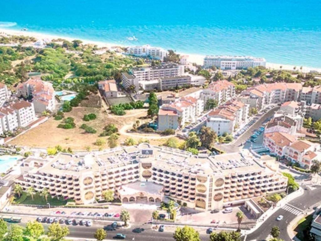 6 Semanas de Férias Garantidas no Algarve – Para Toda a Vida (Compra Individual ou em Pacote) - Image 1