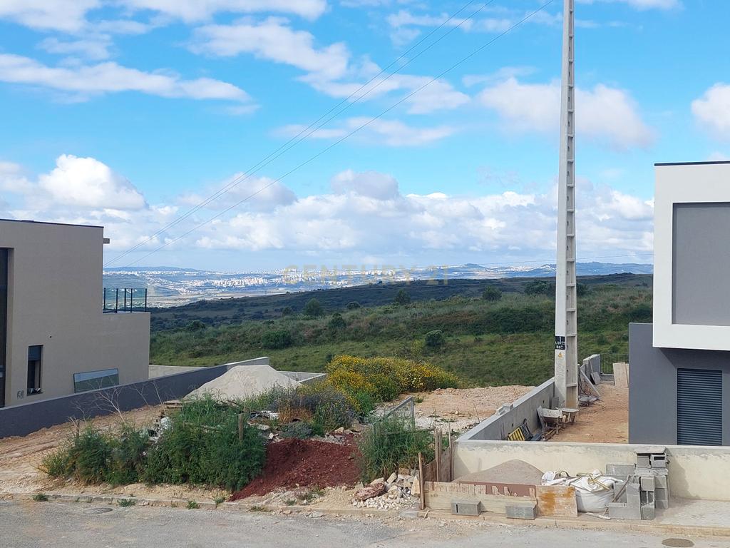 TERRENO PARA CONSTRUÇÃO - FONTE SANTA, VIALONGA - Image 1
