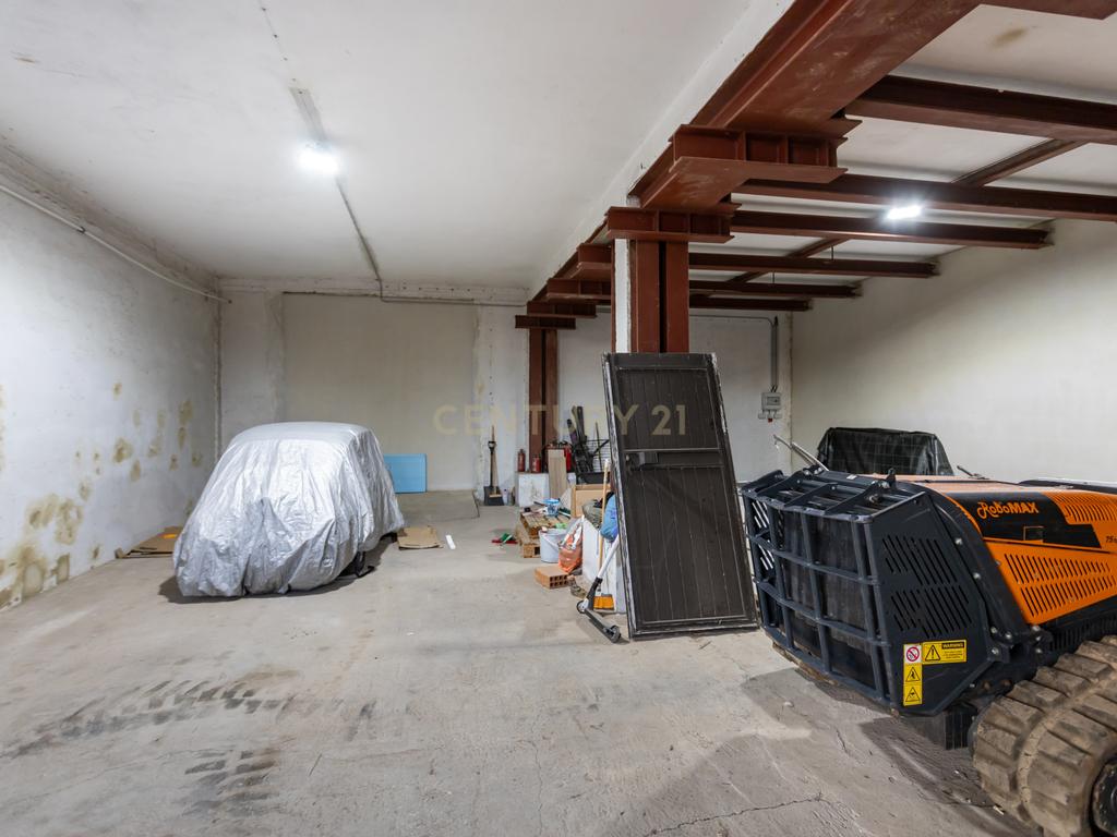 Moradia/Armazém em lote de 10280m2 em Alcochete - Image 27