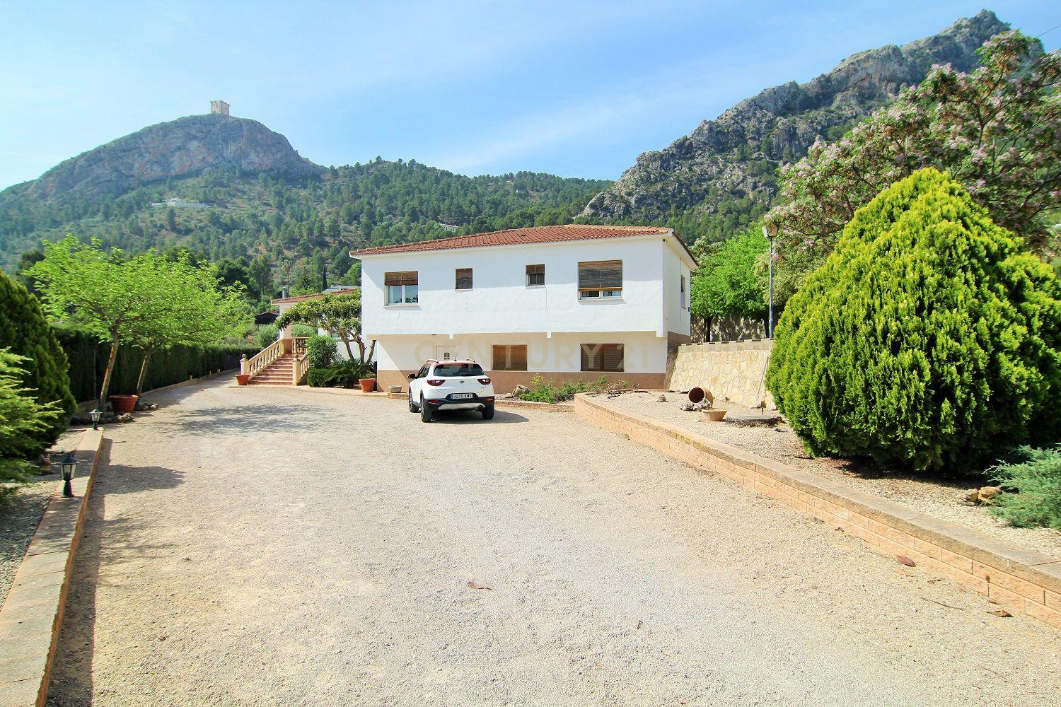 undefined - Image 1