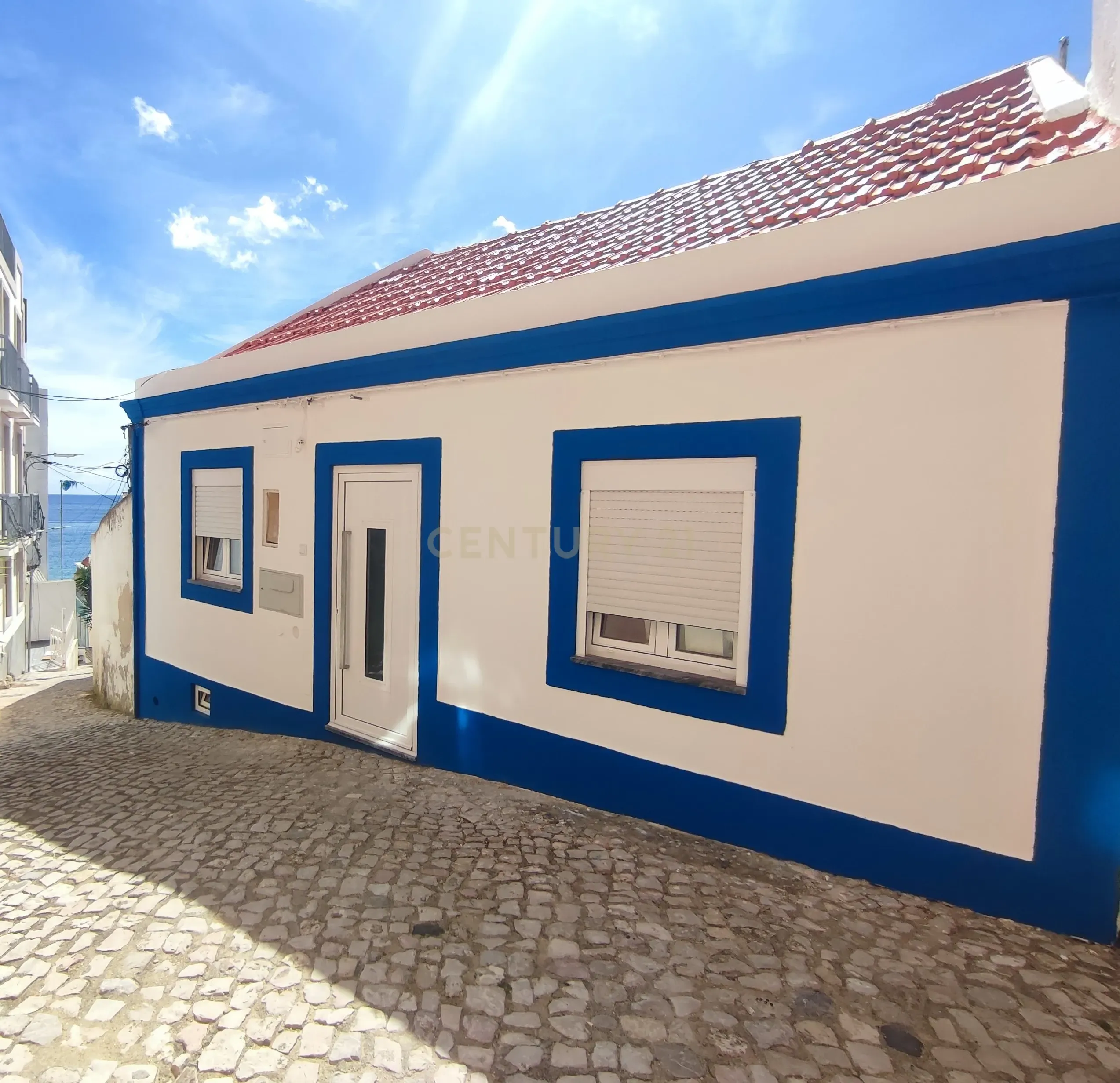 Moradia T2 com Logradouro em Sesimbra - Image 4