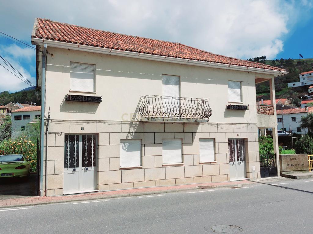 Moradia em Unhais da Serra - Image 1