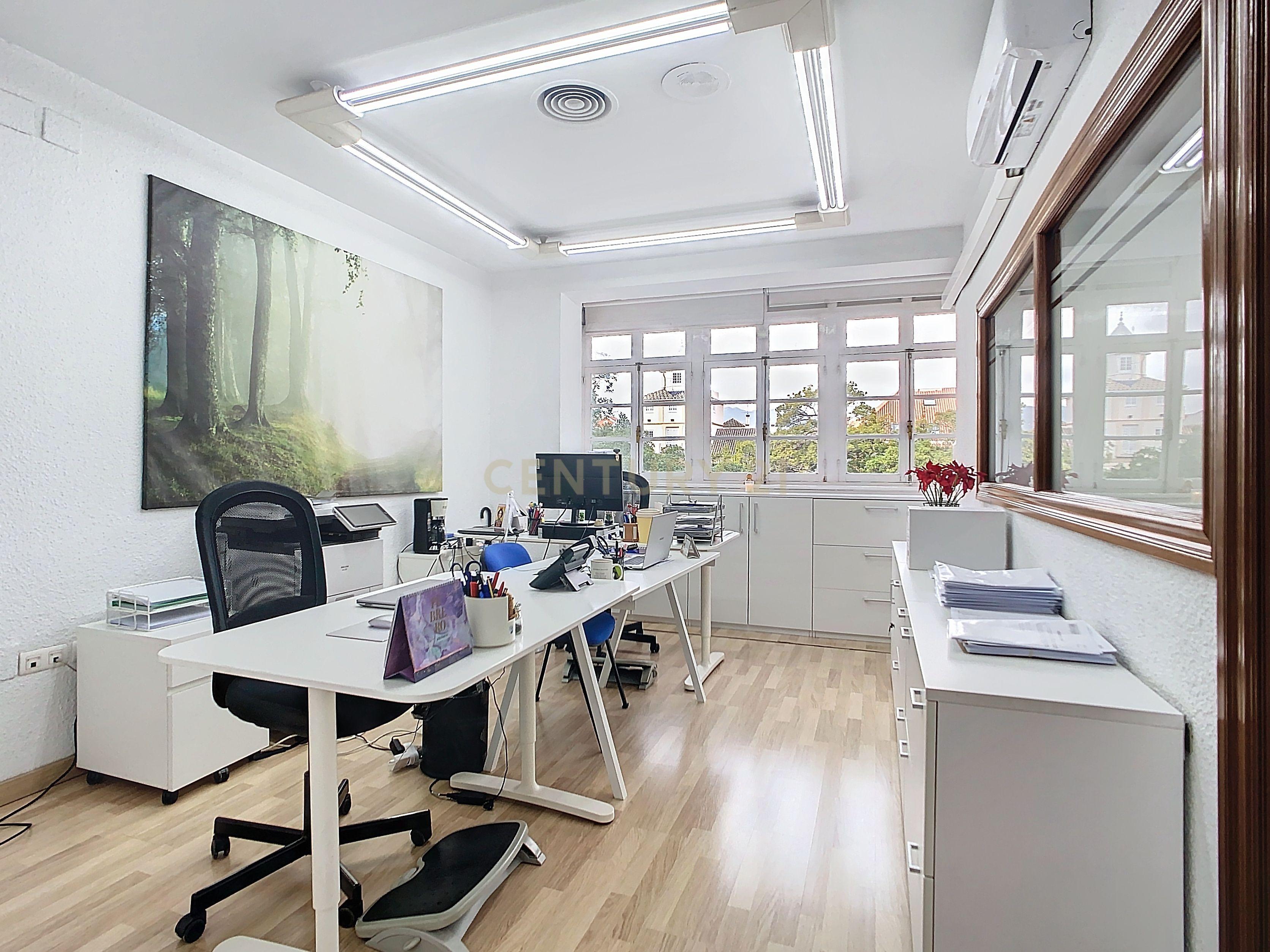 Escritório para venda em Alameda Principal, Málaga - Localização privilegiada com vistas panorâmicas - Image 1