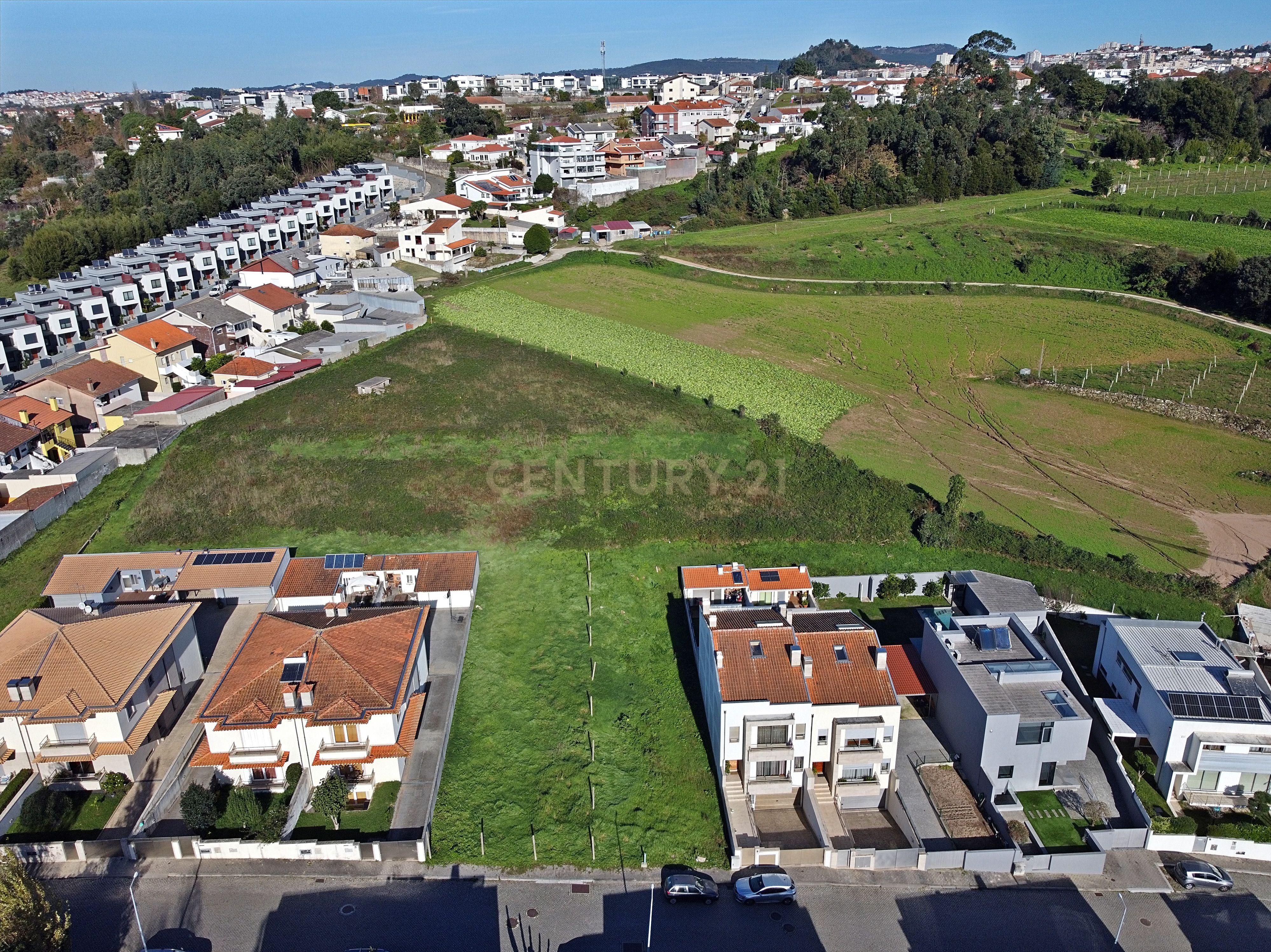 TERRENO COM VISTA RIO EM GONDOMAR COM PROJETO APROVADO PARA EMPREENDIMENTO TURISTICO. TURISMO - Image 8