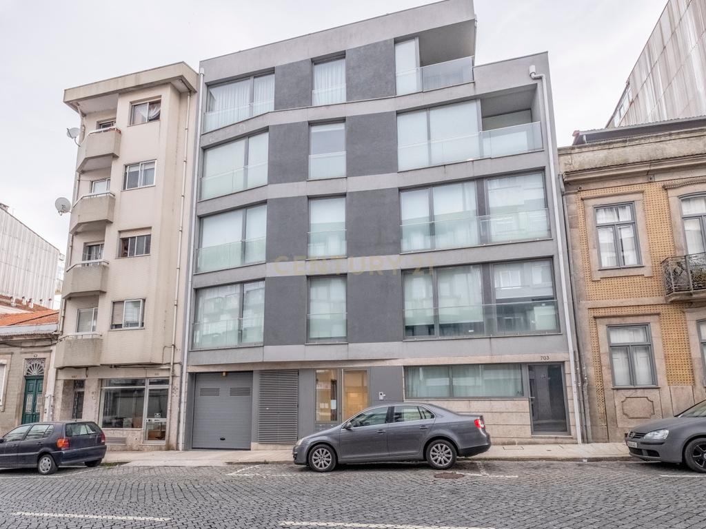 Duplex T3 Centro do Porto - Image 1