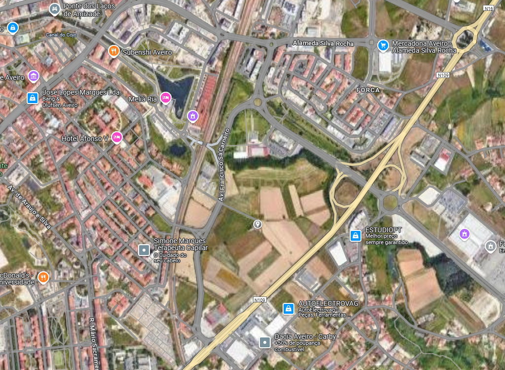 Moradia T0 no Centro de Aveiro - Image 4