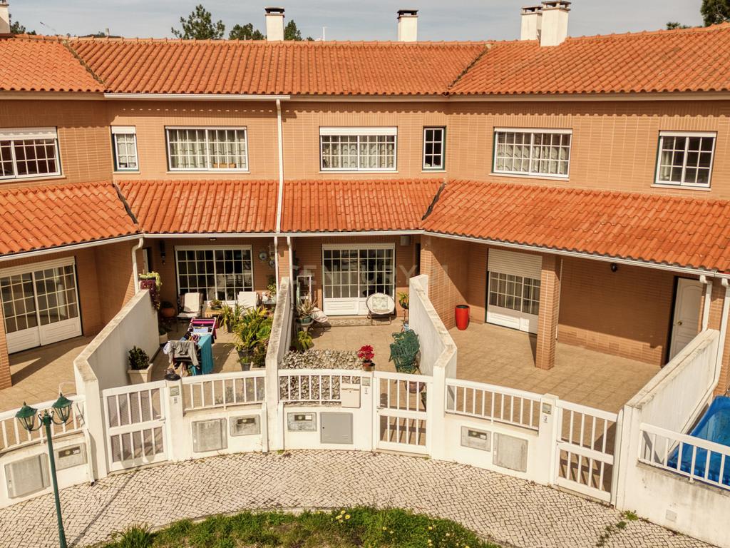 Moradia em São Martinho do Porto – Tranquilidade e Conforto perto da Baía de Sao Martinho - Image 30